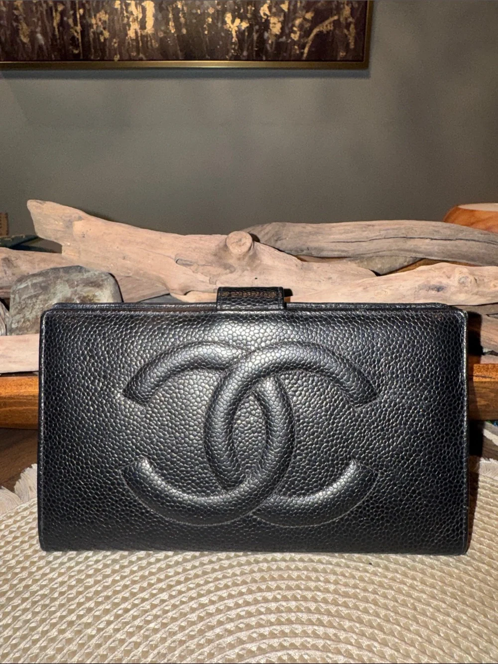 CHANEL Caviar Black Quilted CC Leather Wallet